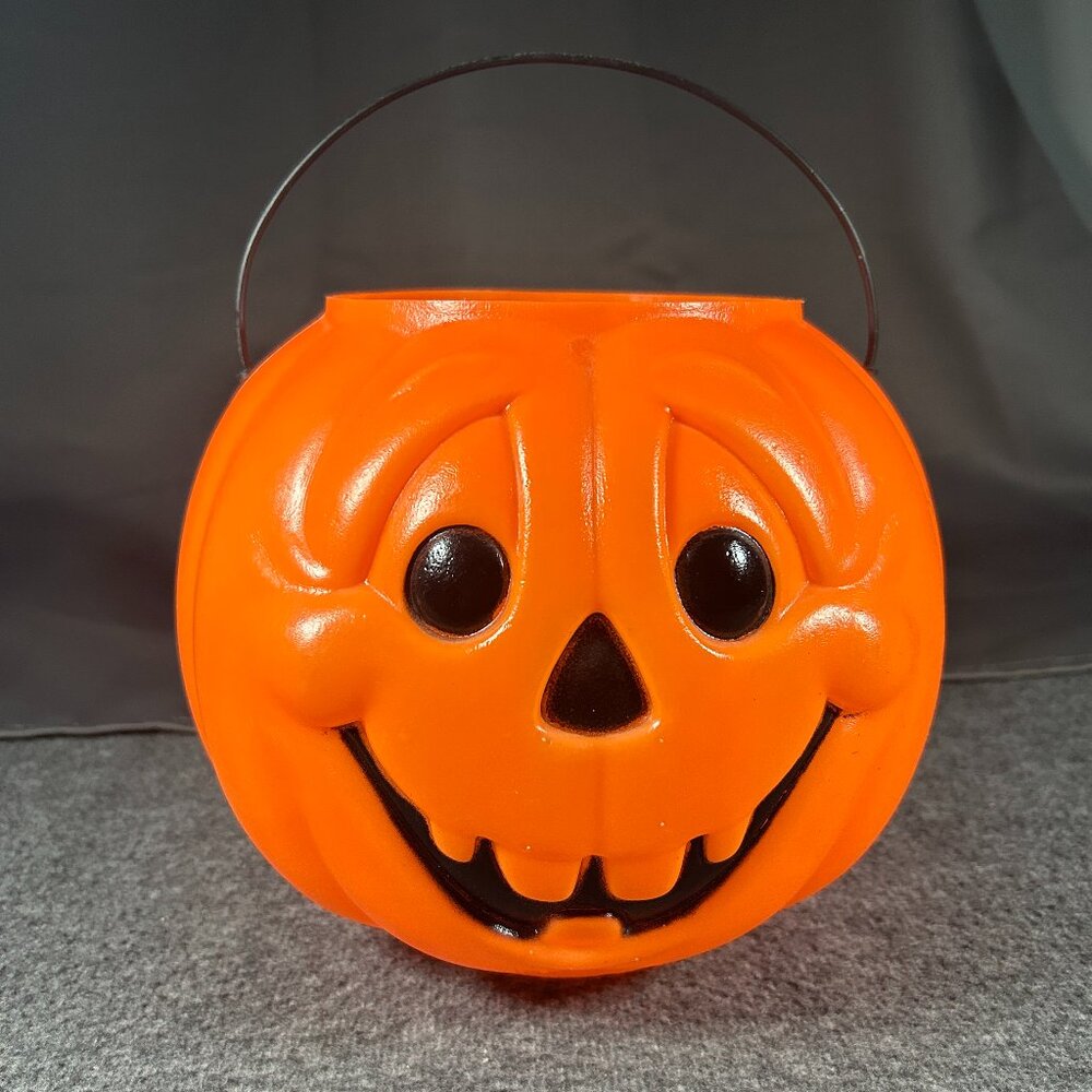 Vintage Blow Mold Pumpkin Jack-O-Lantern Candy Bucket Pail General Foam Retro